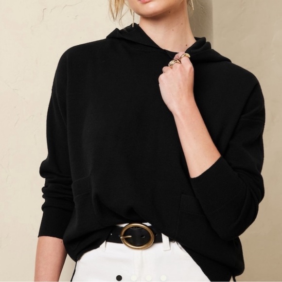 Banana Republic Factory Sweaters - Banana Republic Factory Black Hooded Sweater XS